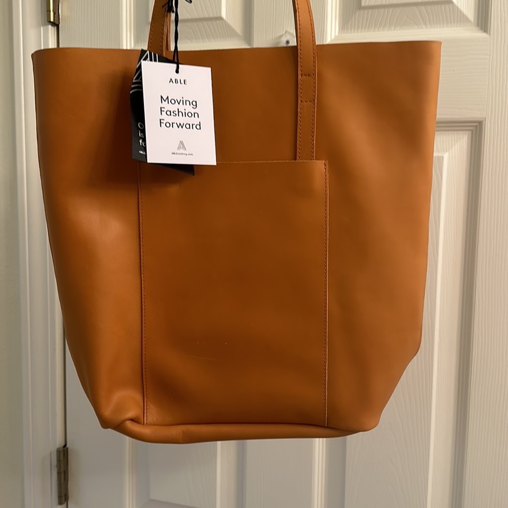 Able tote X Naptime Kitchen